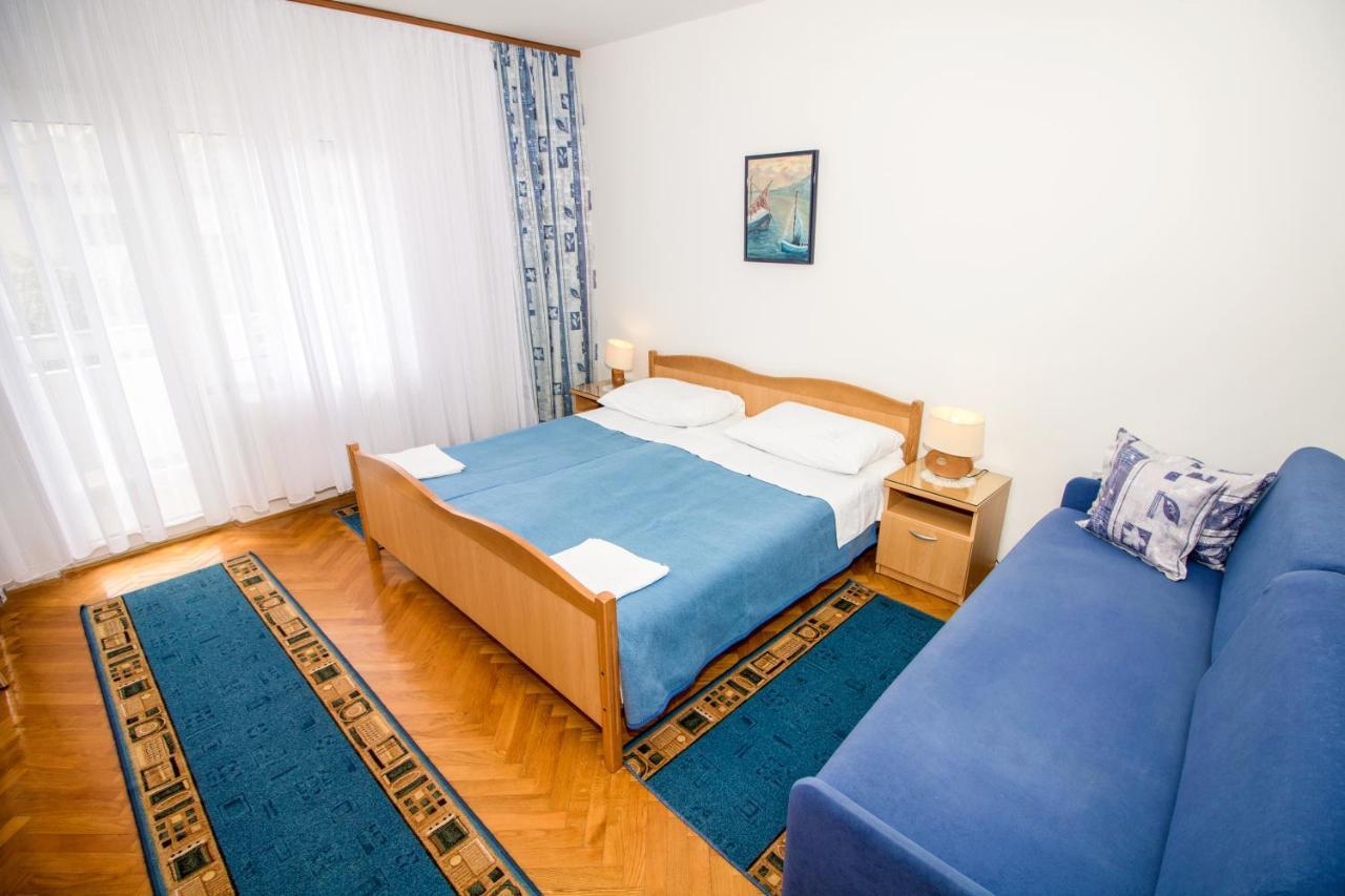 Rooms & Apartment Albina Baška Екстериор снимка
